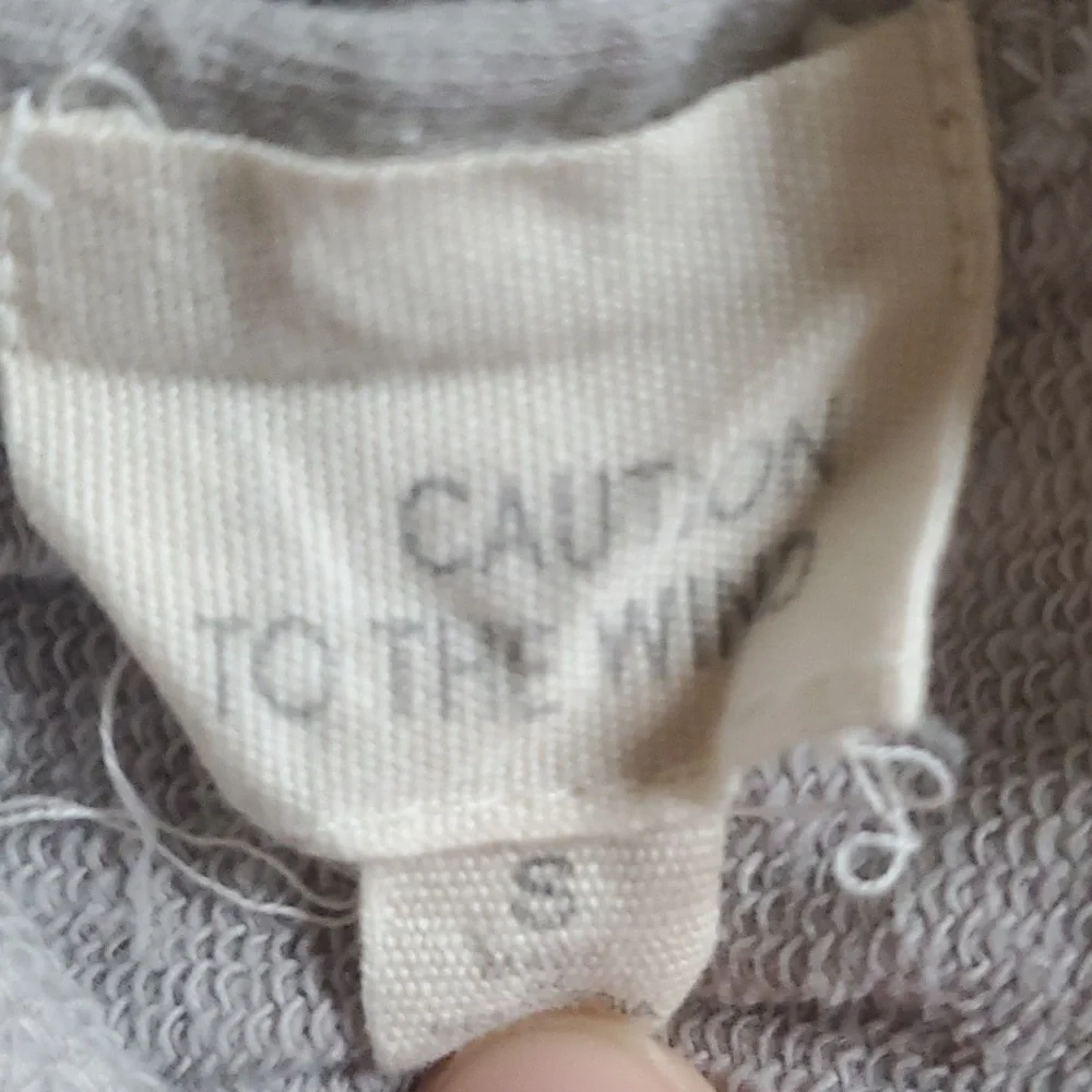 Top - Picture 2 of 2